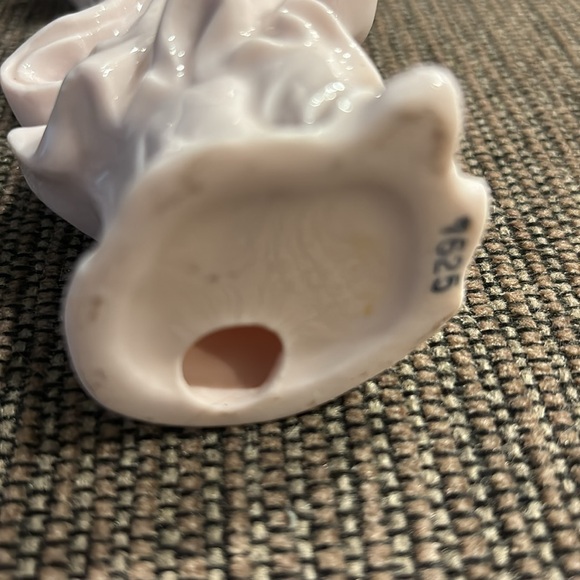 Asian porcelain statue - Picture 5 of 5